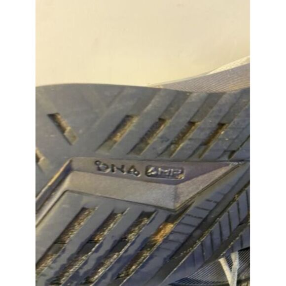 Brooks Levitate Running Shoes Gray Sneakers Men's size 12M D - Picture 6 of 7